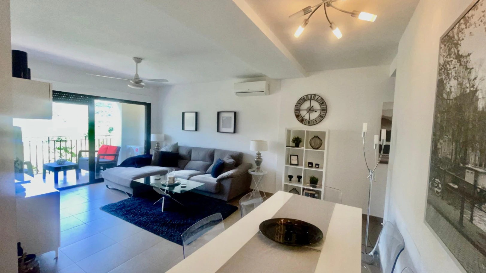 Penthouse apartment for sale in Jalon: Modern, luxurious