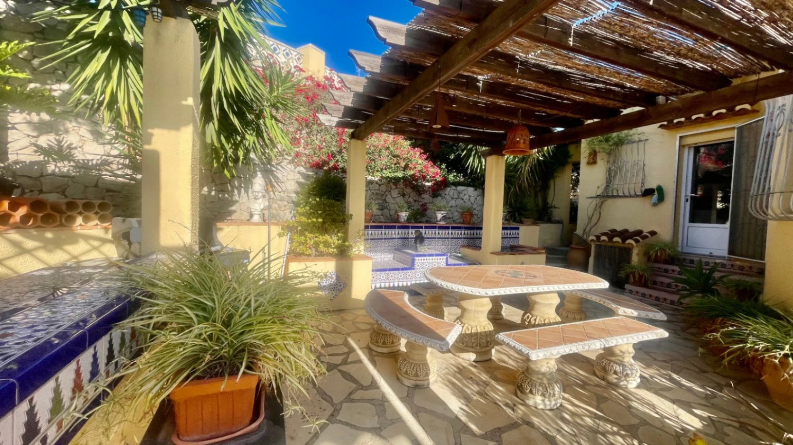 Villa for sale in Alcalali: Stunning views