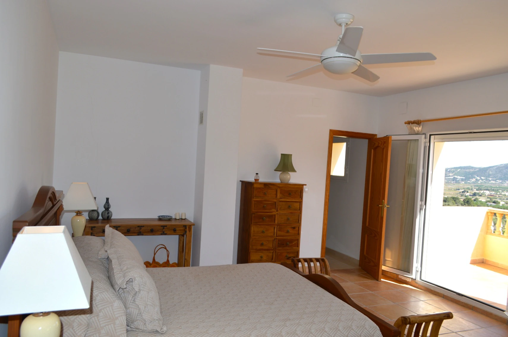 Villa for sale in Jalon: Unique, very private