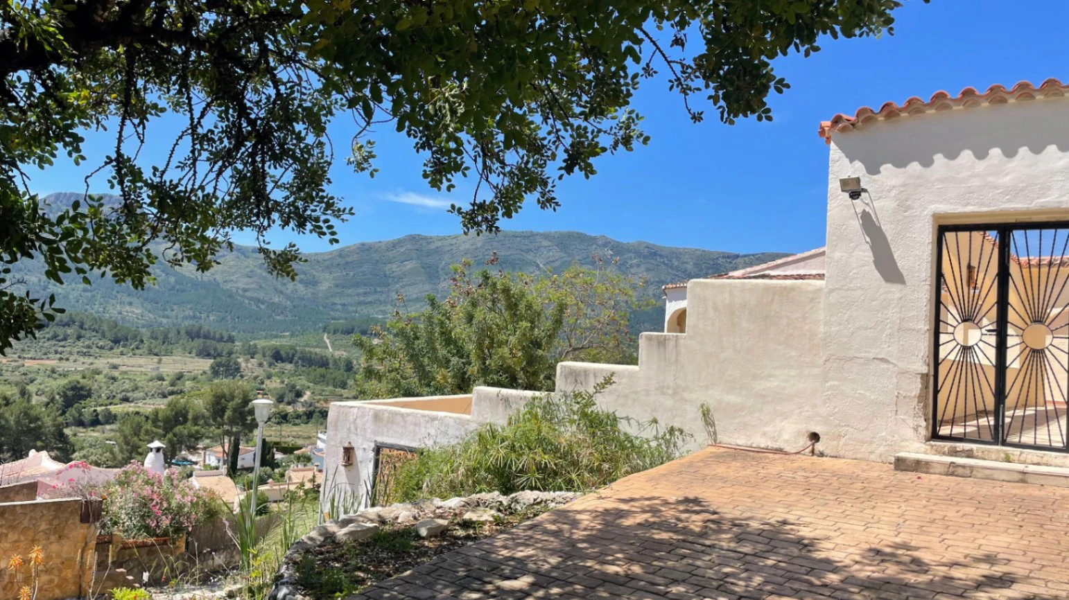 Villa te koop in Alcalali: Prachtig uitzicht, zeer privé
