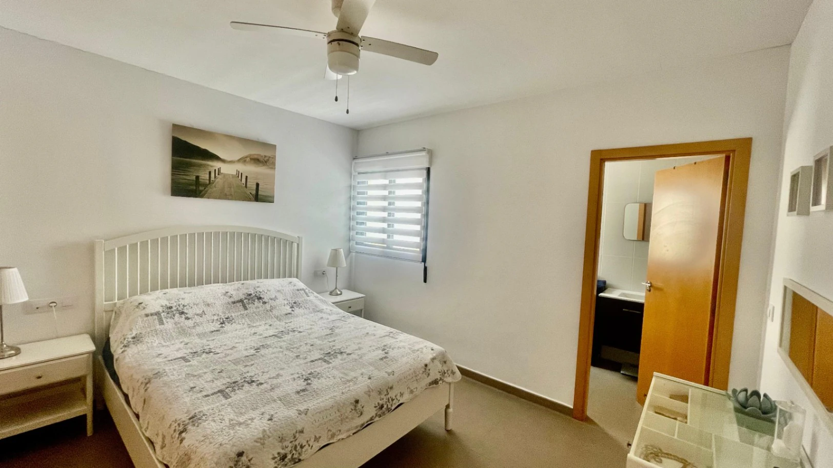 Penthouse apartment for sale in Jalon: Modern, luxurious