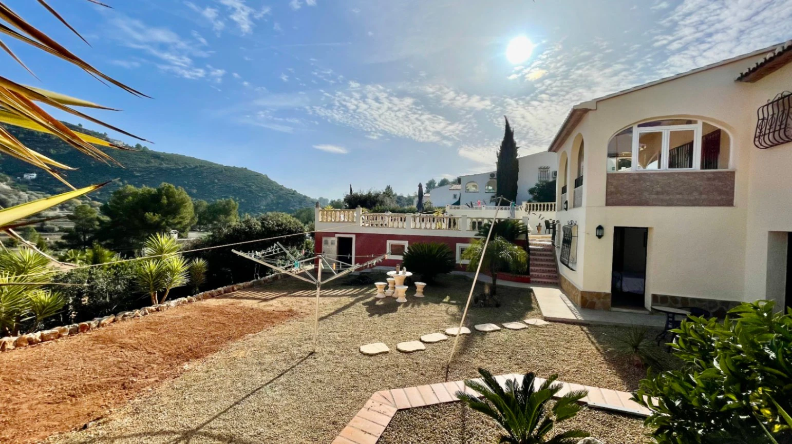 Villa for sale in Alcalali: Fabulous mountain views, excellent privacy