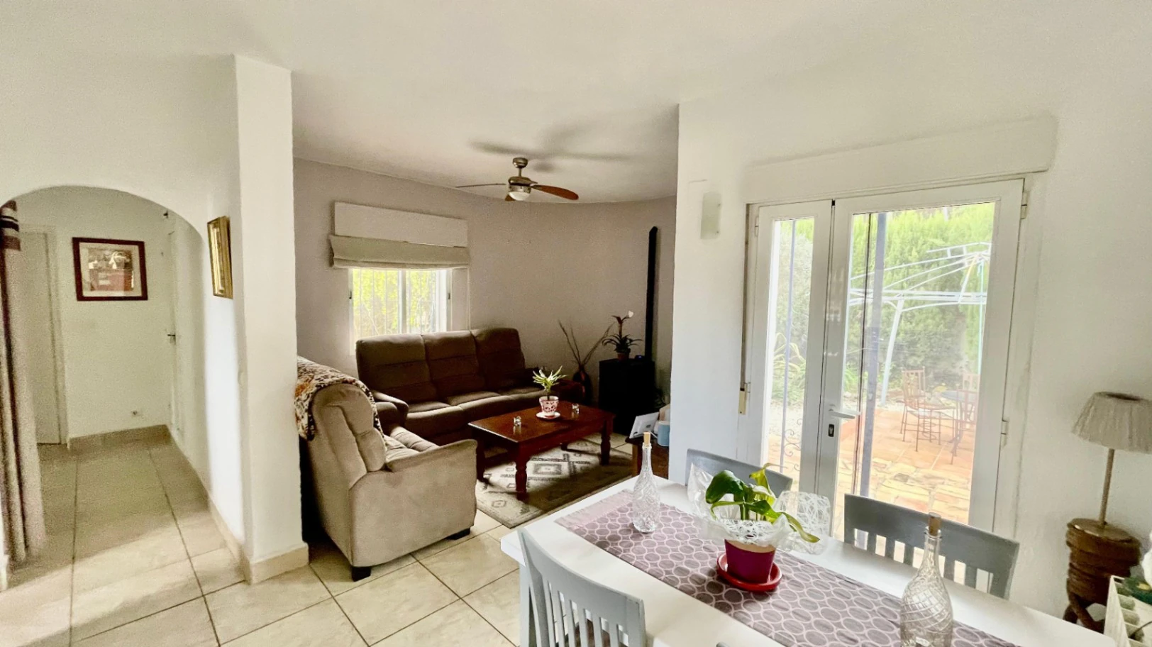 Villa for sale in Parcent: Flat plot, private