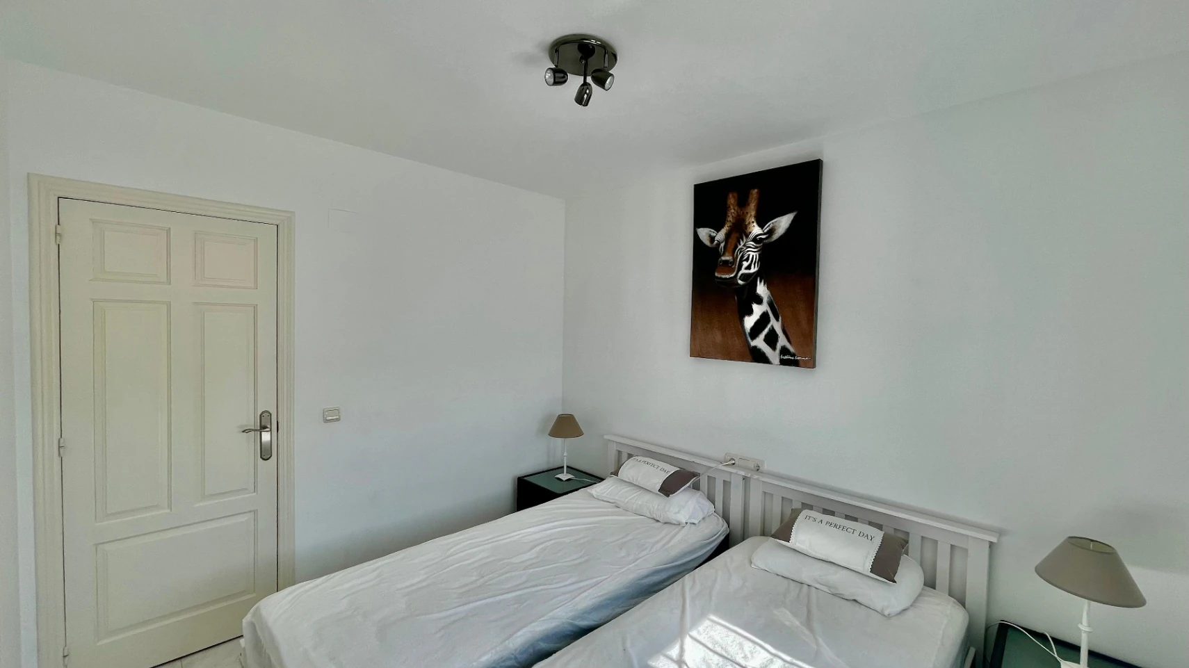 Villa for sale in Murla: Sought-after location, separate apartment