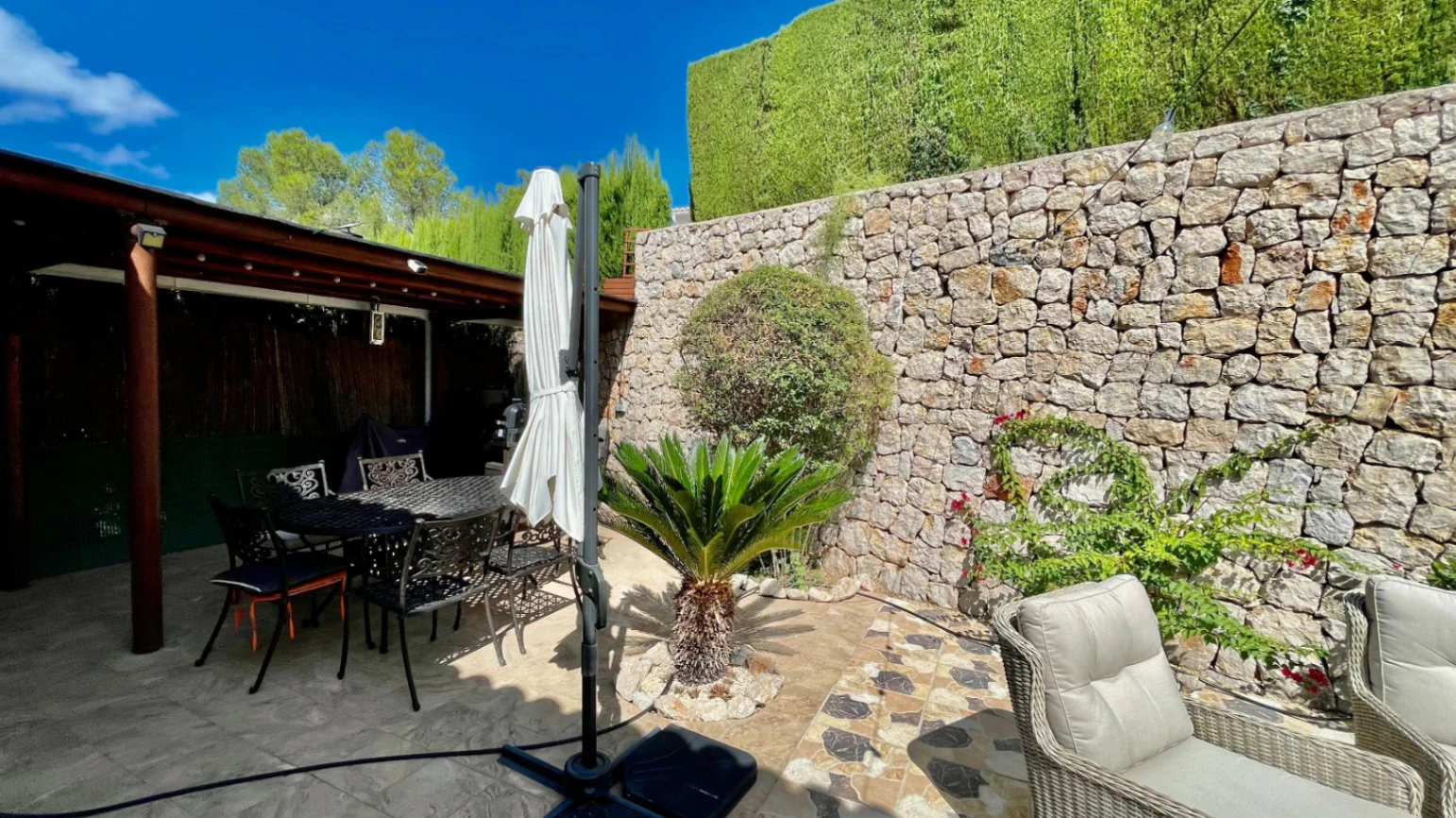 Semi-detached villa for sale in Murla - immaculate, south facing