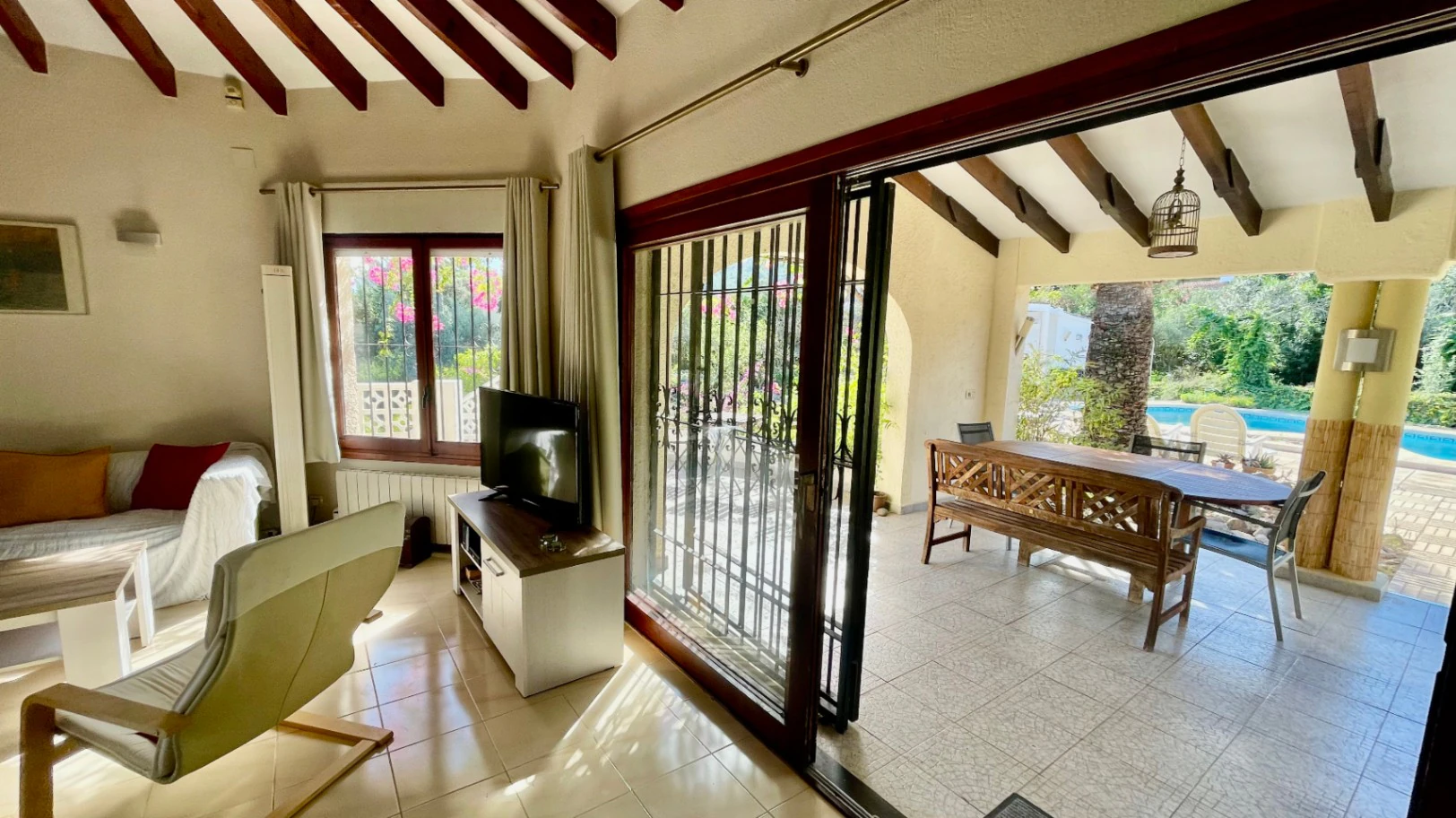 Villa for sale in Parcent: Charming, sought-after area