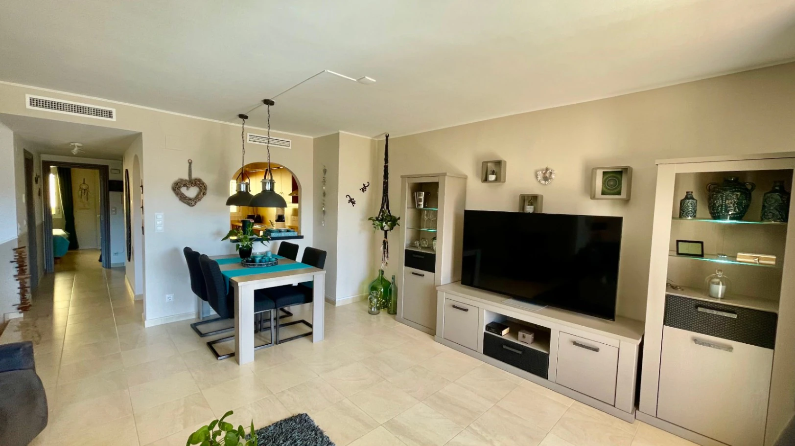 Modern townhouse for sale in Jalon: luxurious, breathtaking views