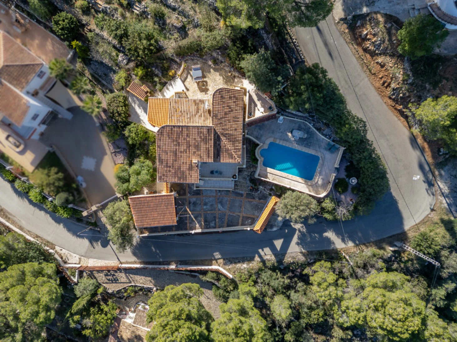 Villa for sale in Parcent: Private, corner plot