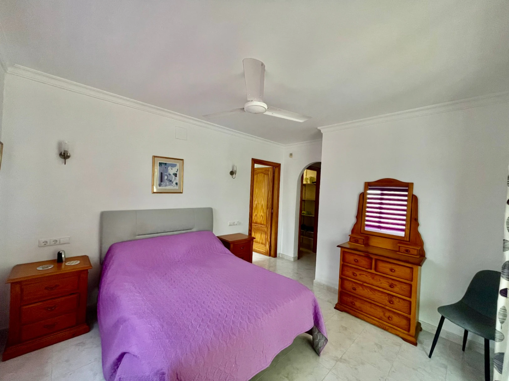 Villa for sale in Alcalali: South-facing, private