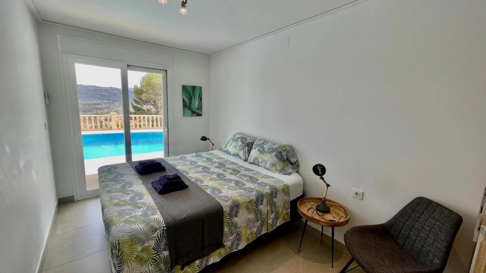 For sale in Alcalali: Modern and elegant