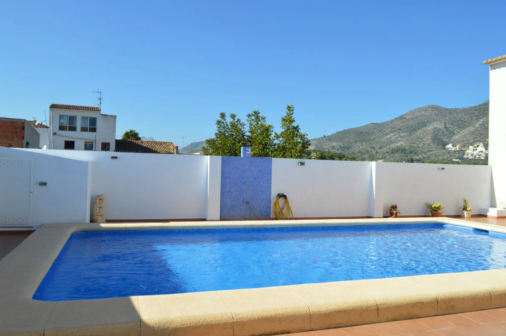 Penthouse apartment for sale in Jalon: Modern, luxurious