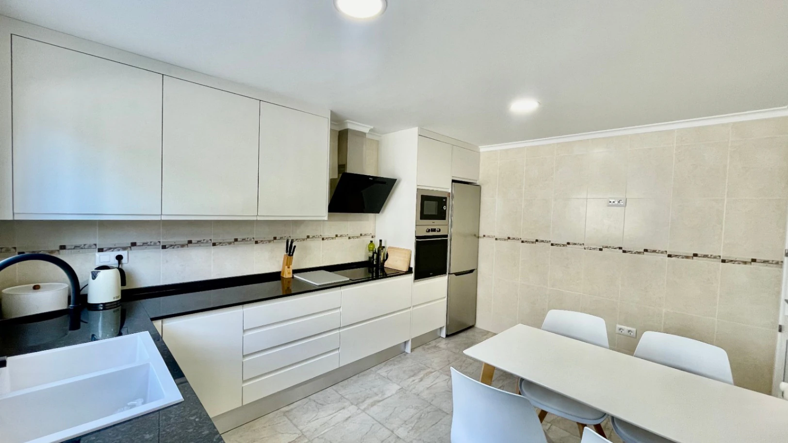 Modern townhouse for sale in Murla: Luxury, contemporary