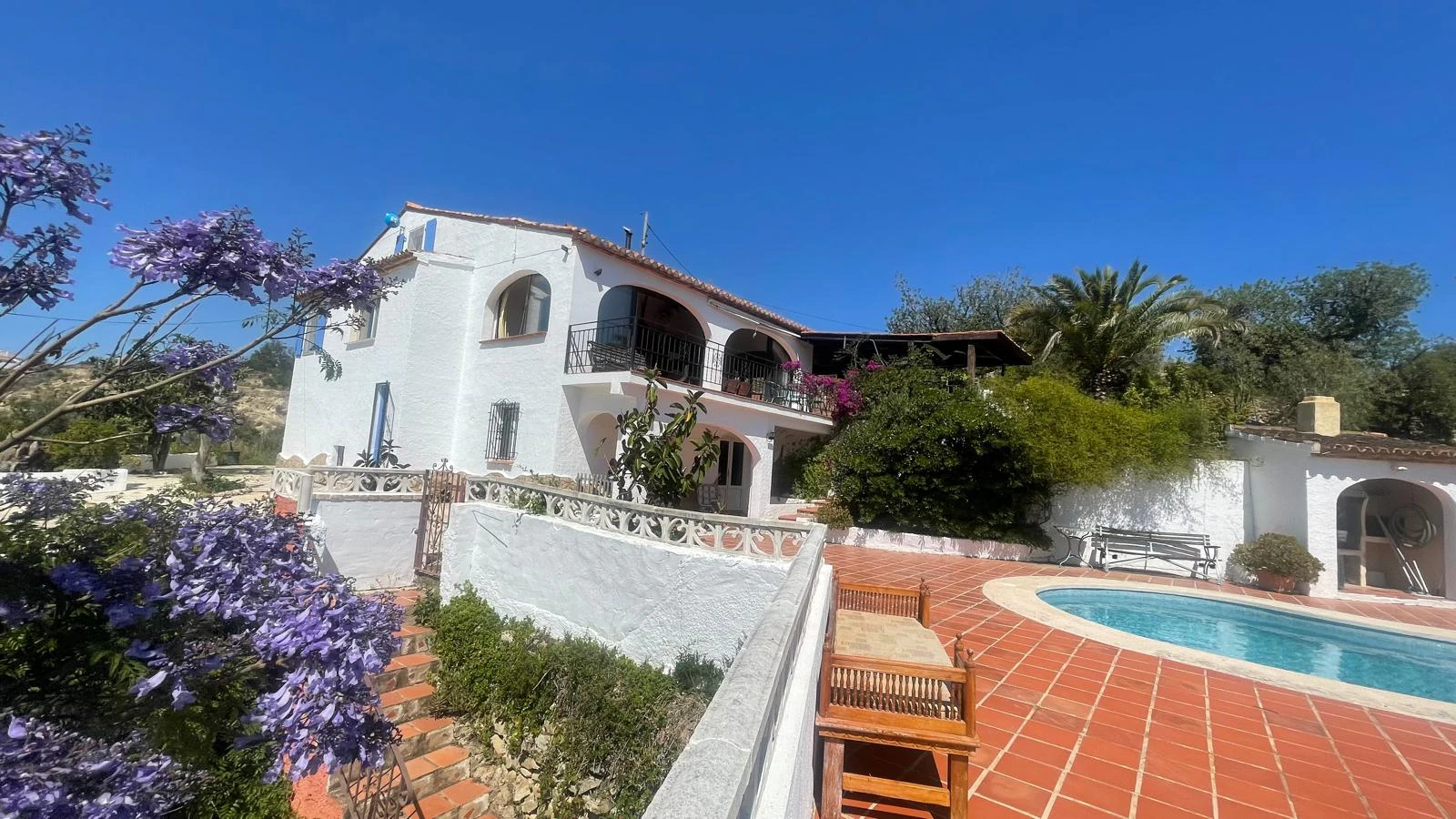 Villa for sale in Benissa: Stables and land