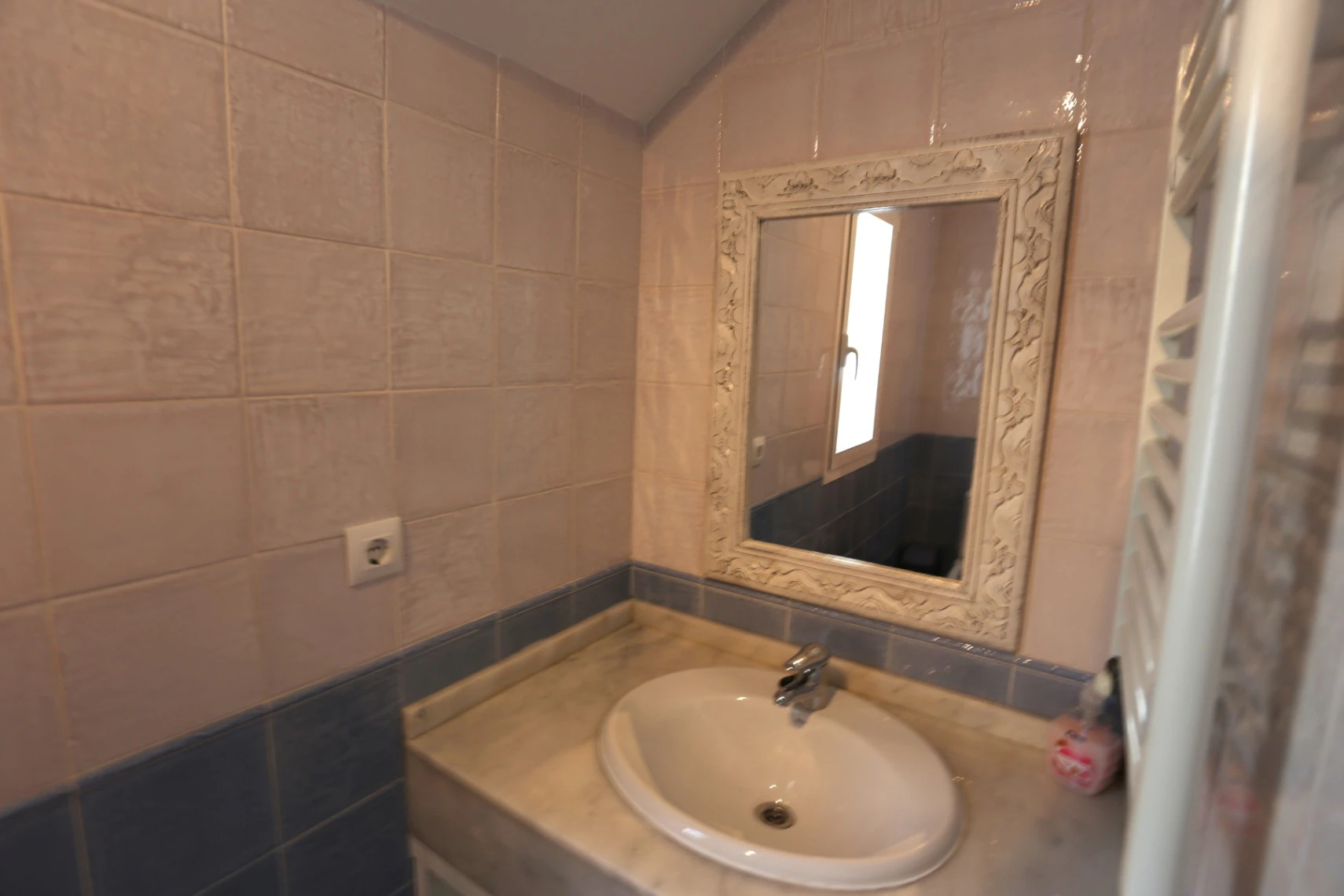 Modern townhouse for sale in Jalon: South-facing
