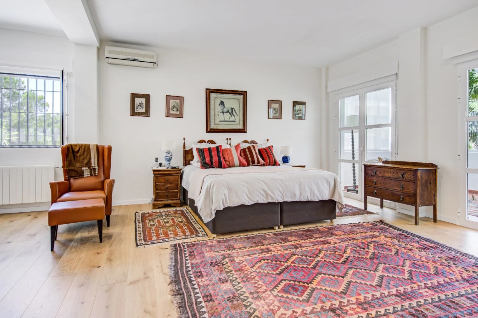 Villa for sale in Altea with sea views