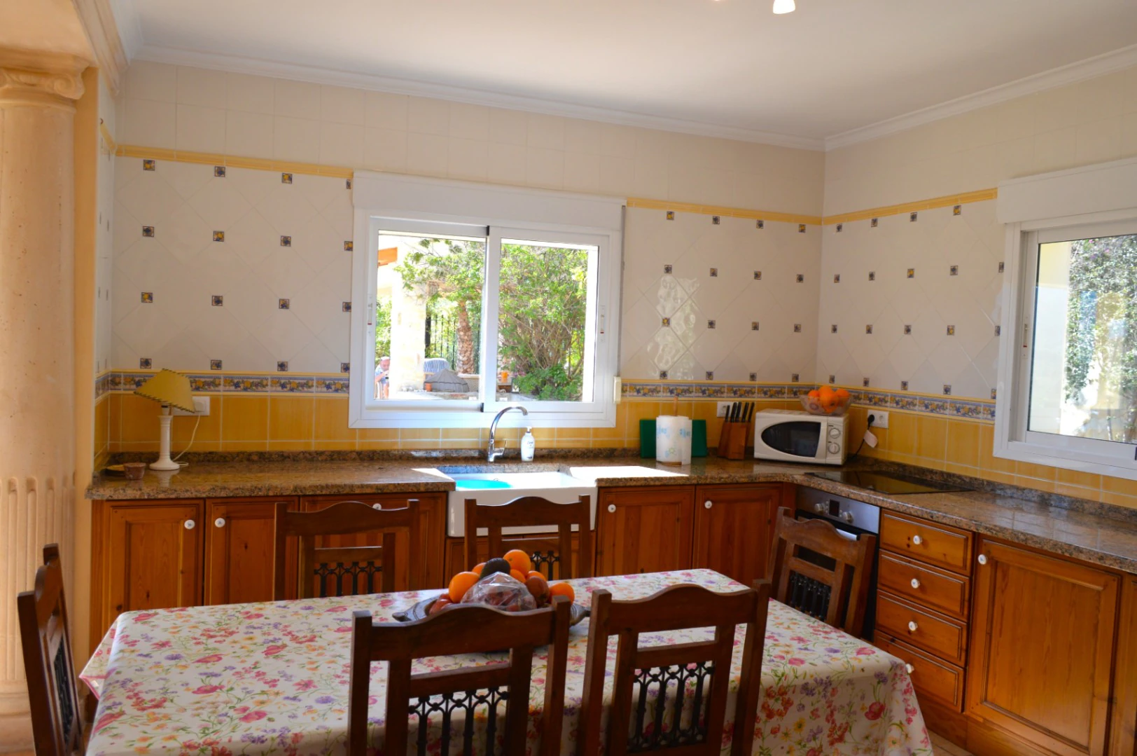 Villa for sale in Jalon: Unique, very private