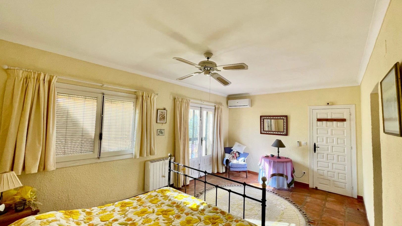 Villa te koop in Alcalali: Prachtig met adembenemend uitzicht