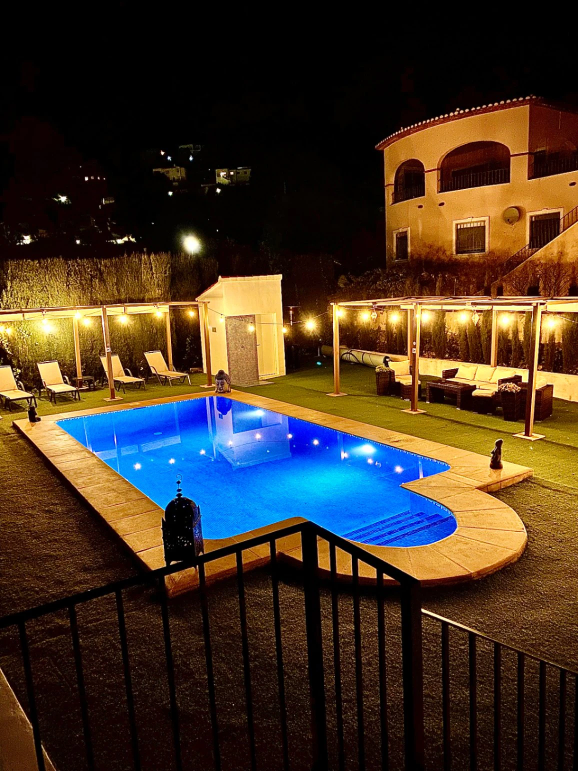 Alcalali: Fabulous multi-generational accommodation