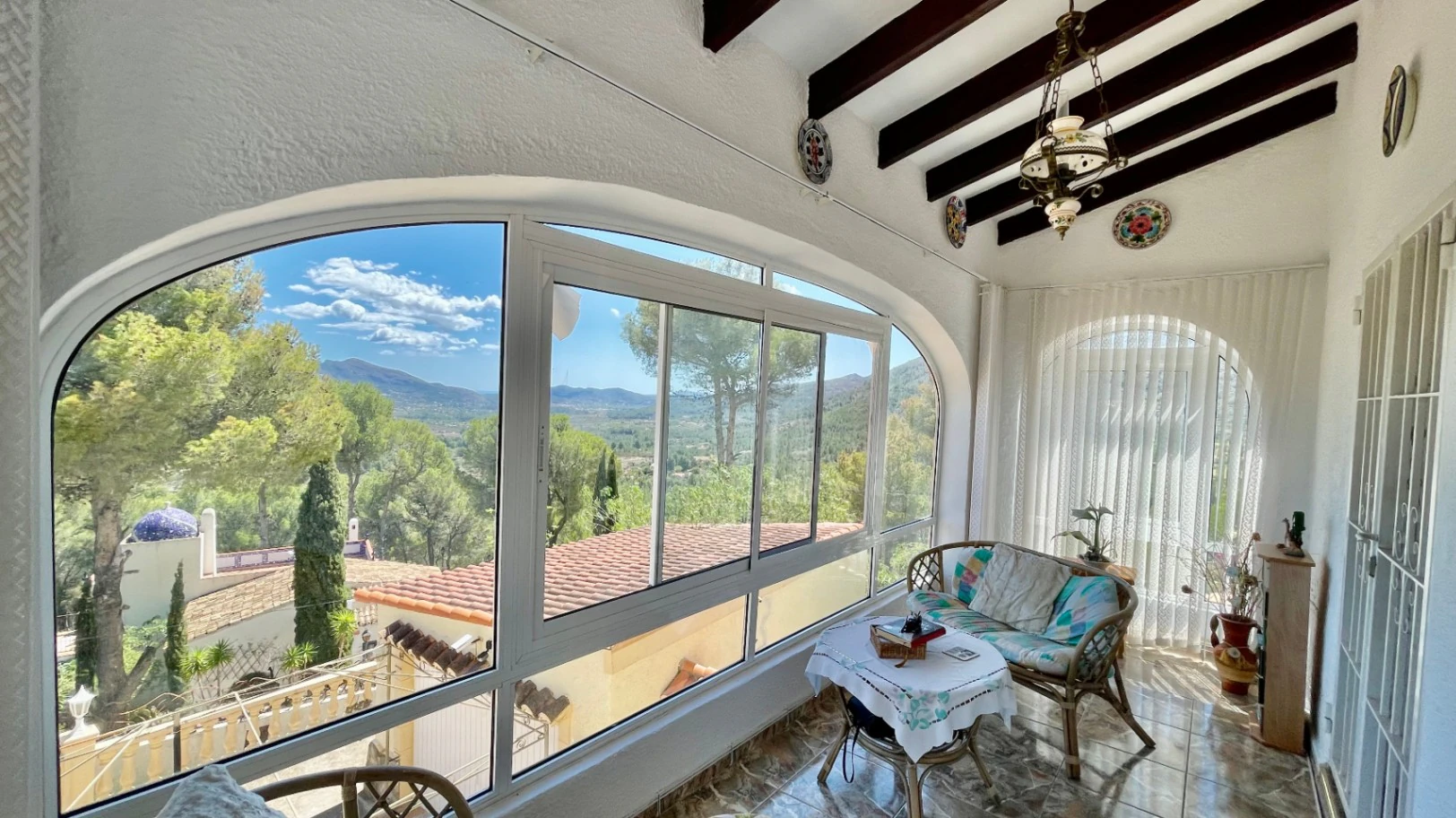 Villa for sale in Parcent: Private, corner plot