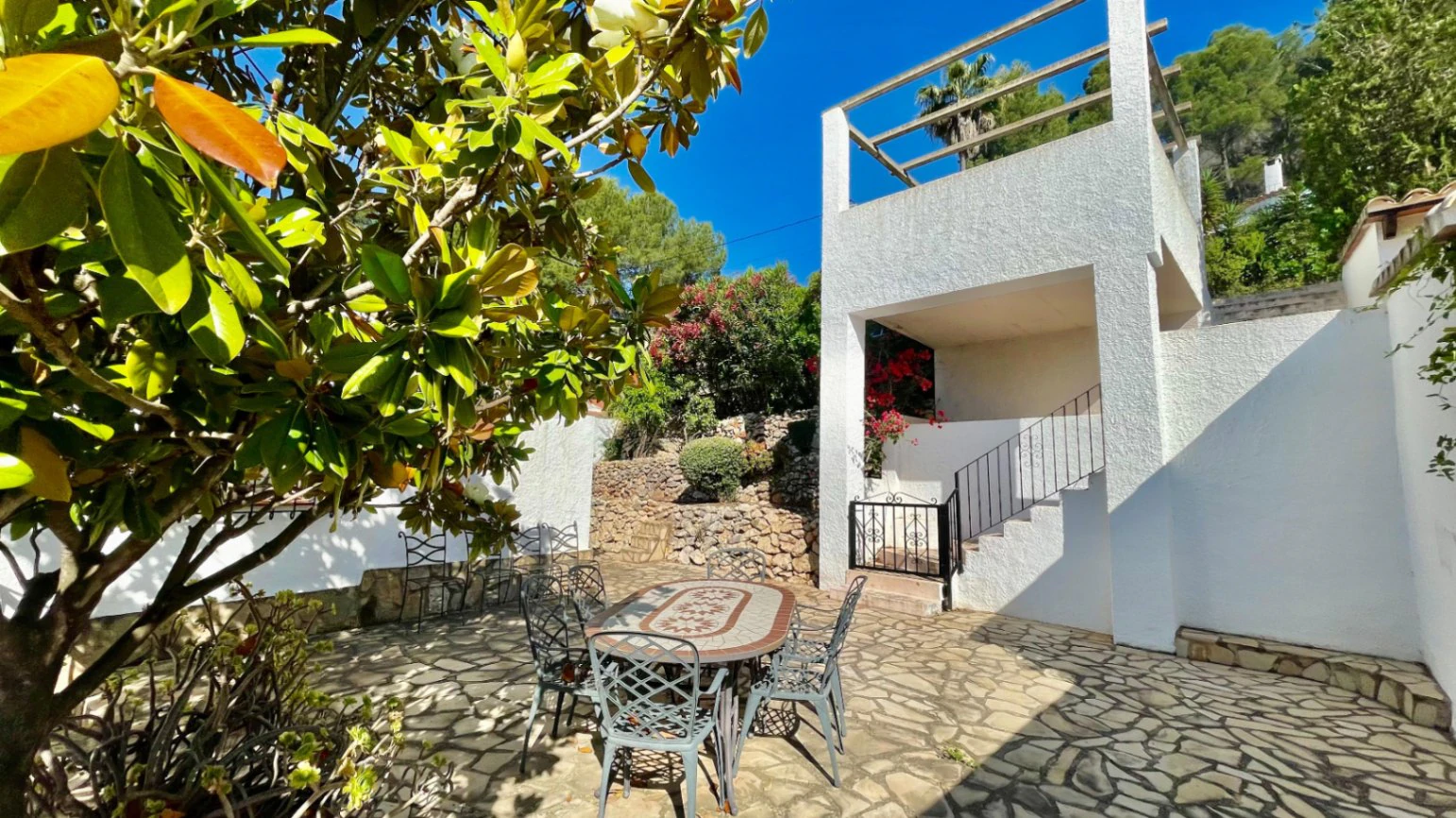 Villa te koop in Alcalali: Prachtig uitzicht op het zuiden