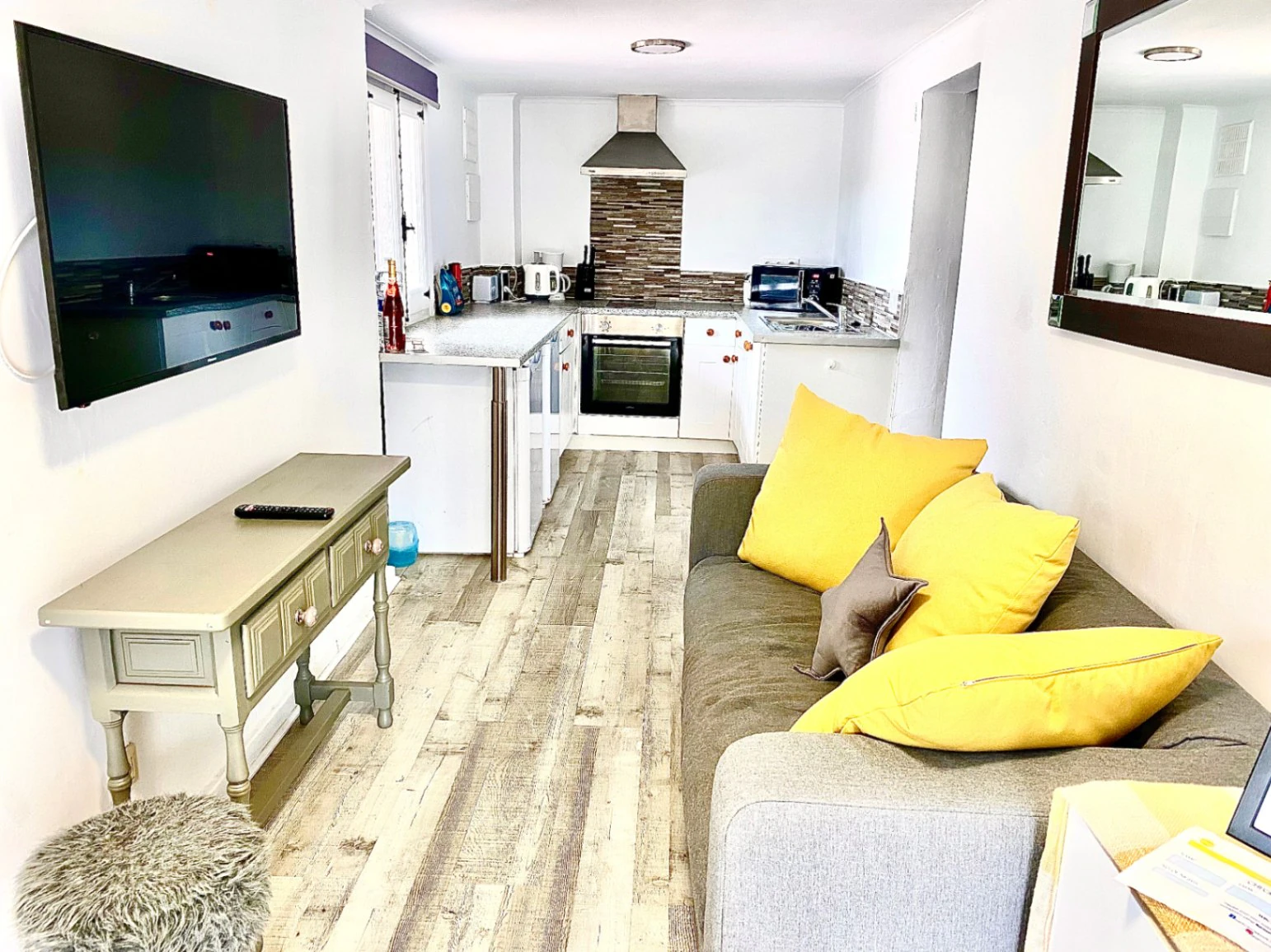 Alcalali: Fabulous multi-generational accommodation