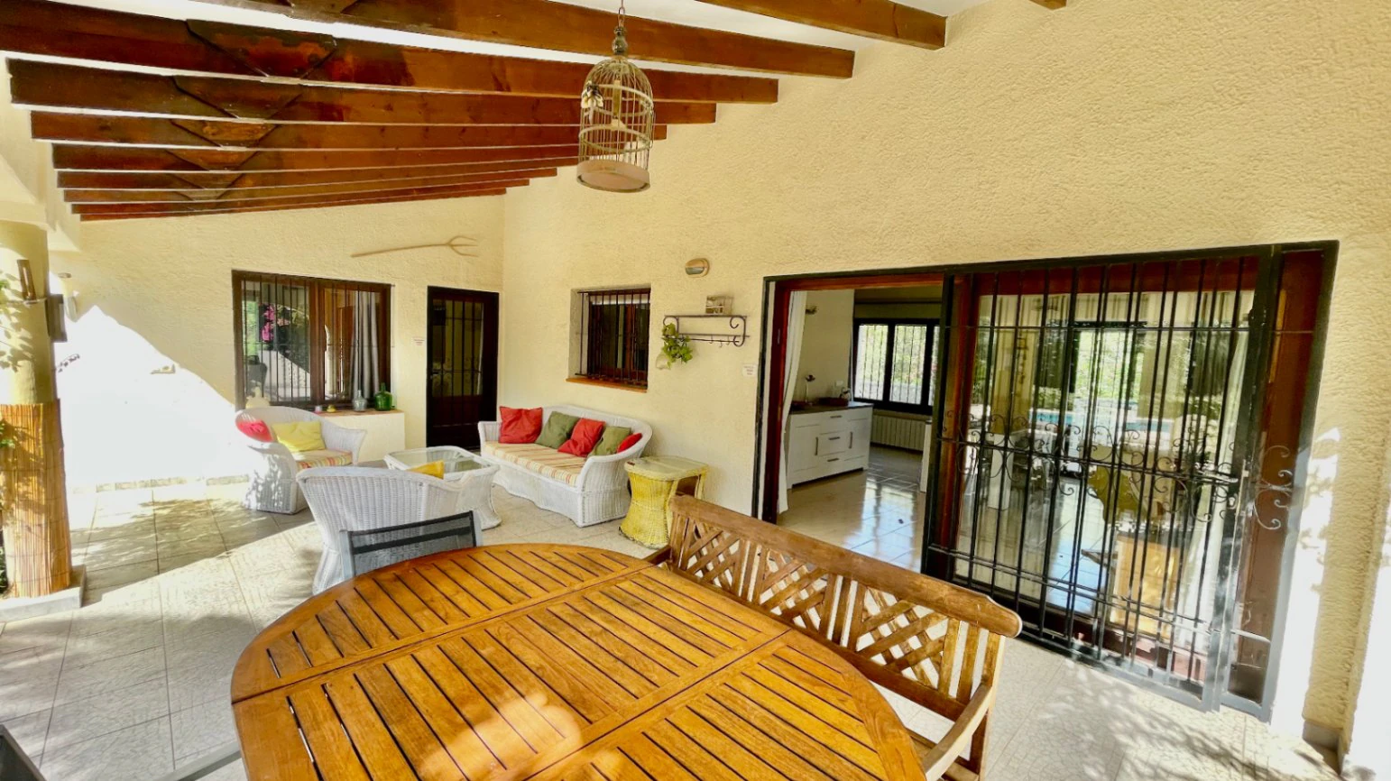 Villa for sale in Parcent: Charming, sought-after area