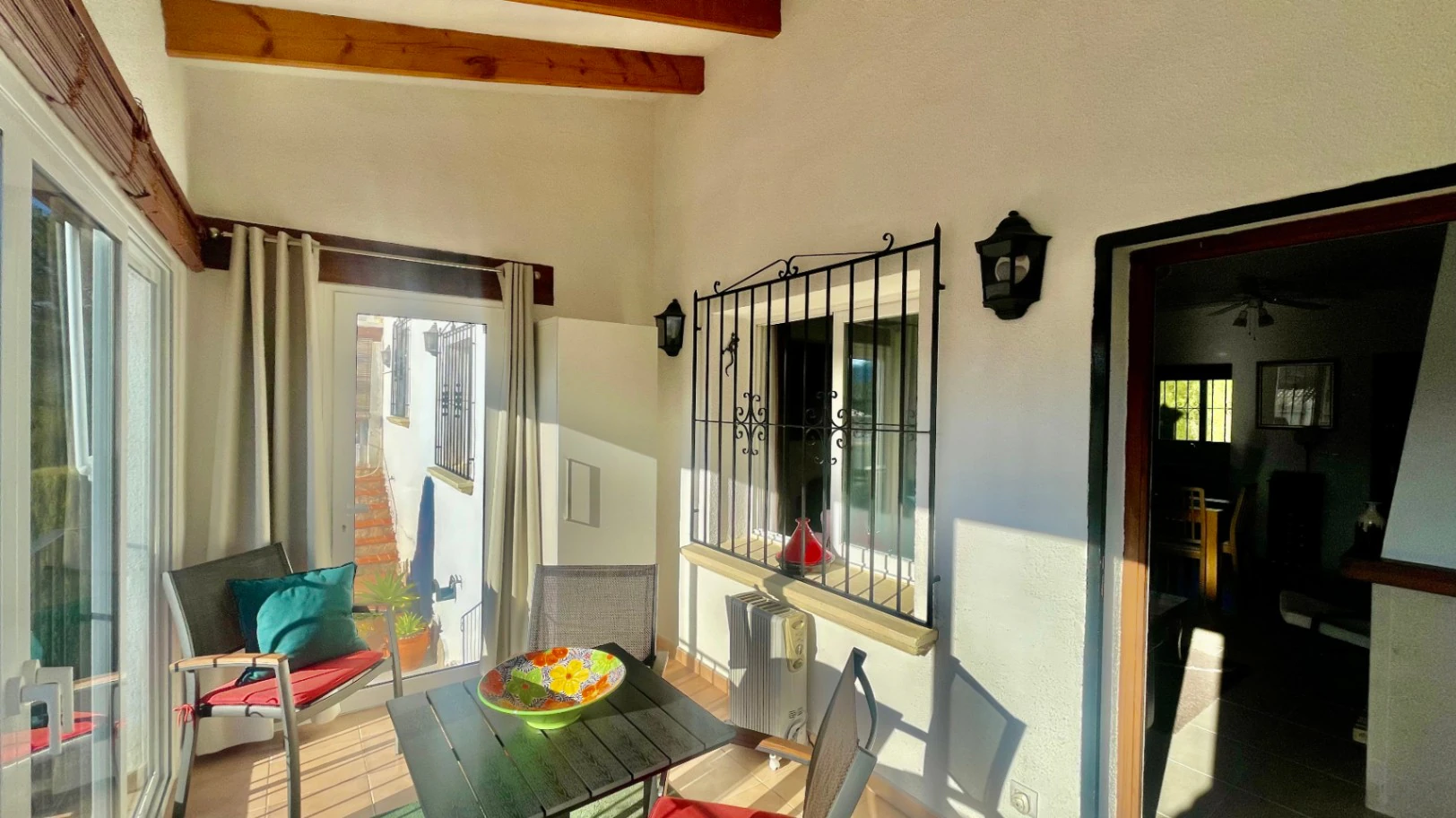 Halfvrijstaande bungalow te koop in Murla: Elegant, op hoekperceel
