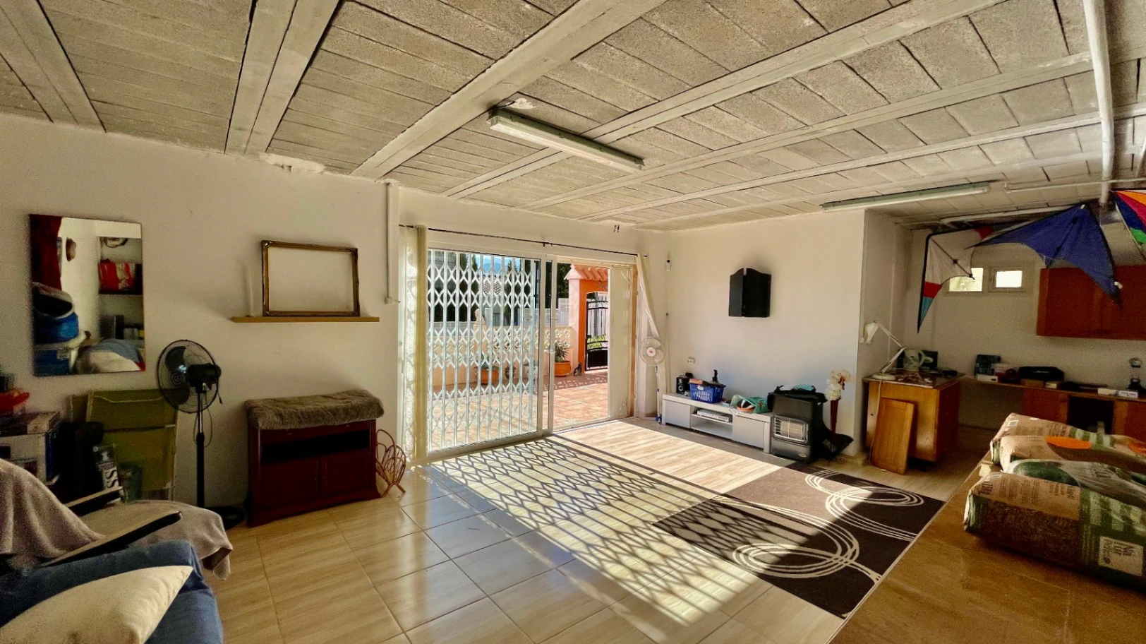 Villa for sale in Tormos: South-facing, panoramic views