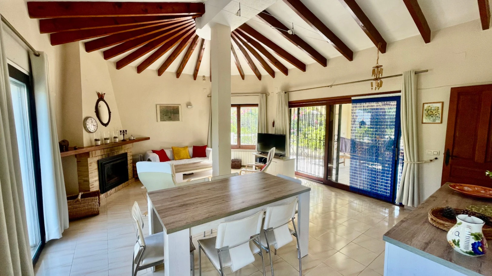 Villa for sale in Parcent: Charming, sought-after area