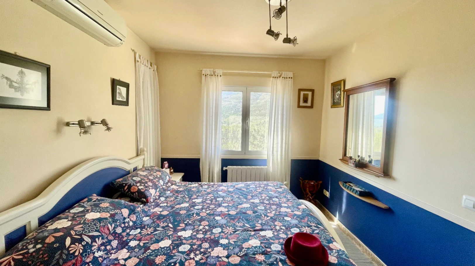 Villa te koop in Benigembla: Frontlinie met prachtig uitzicht