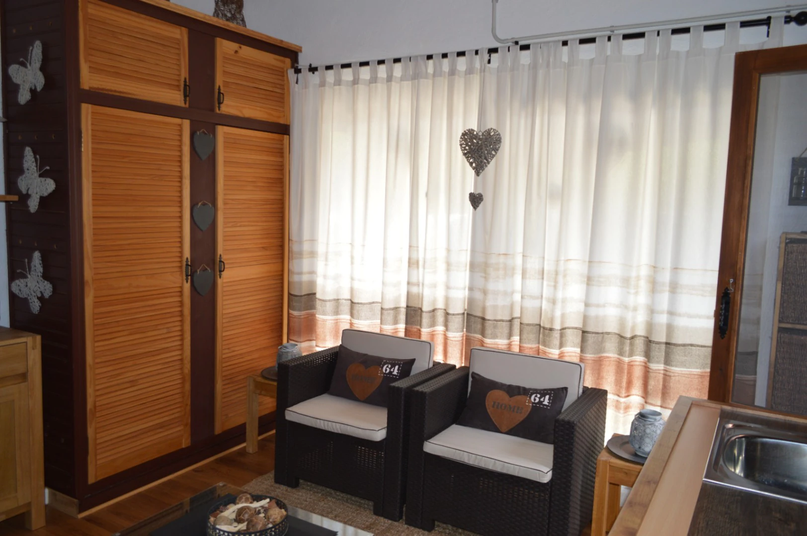 Villa for sale in Alcalali: Private, large south-facing plot, walking distance
