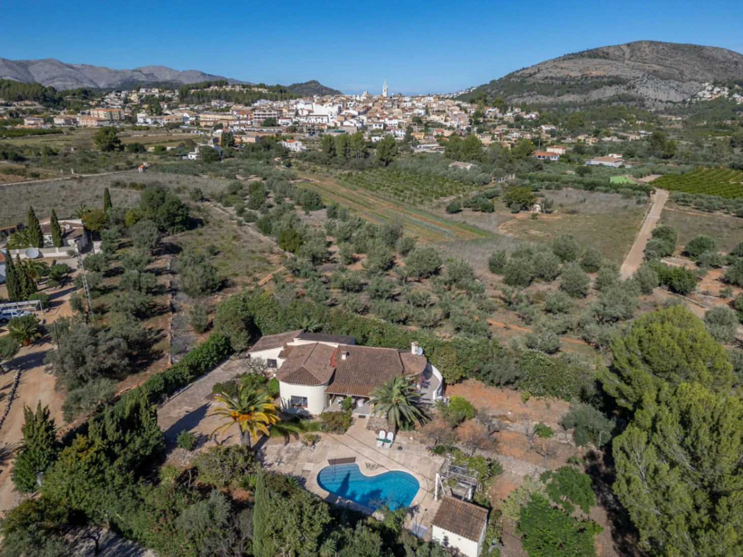 Villa for sale in Parcent: Charming, sought-after area