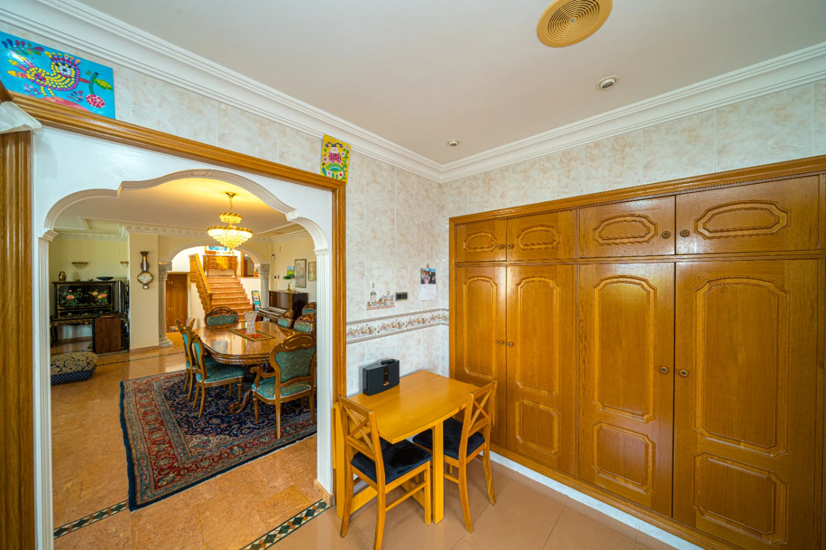 Villa for sale in Denia: Classic and elegant