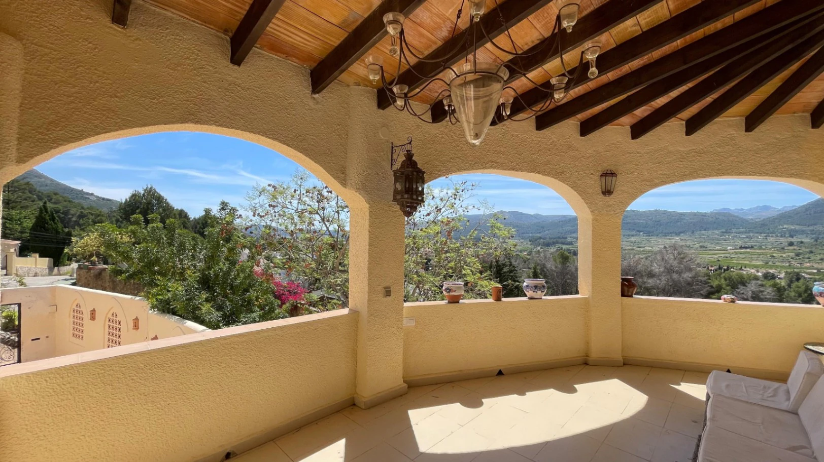 Villa te koop in Alcalali: Prachtig uitzicht, zeer privé