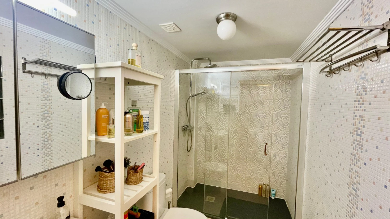 Modern townhouse for sale in Jalon: luxurious, stylish