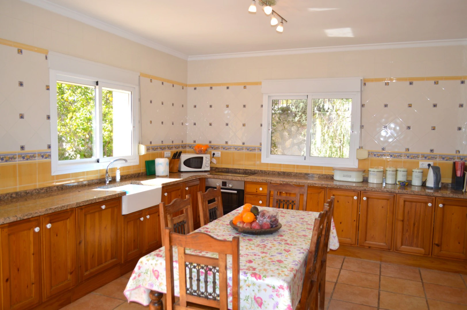 Villa for sale in Jalon: Unique, very private