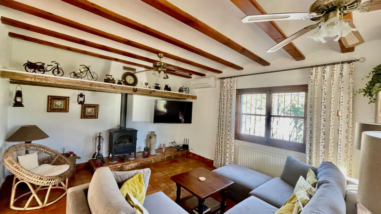 Fabulous finca-style retreat – two individual properties with two pools on a private 2,032 m² plot