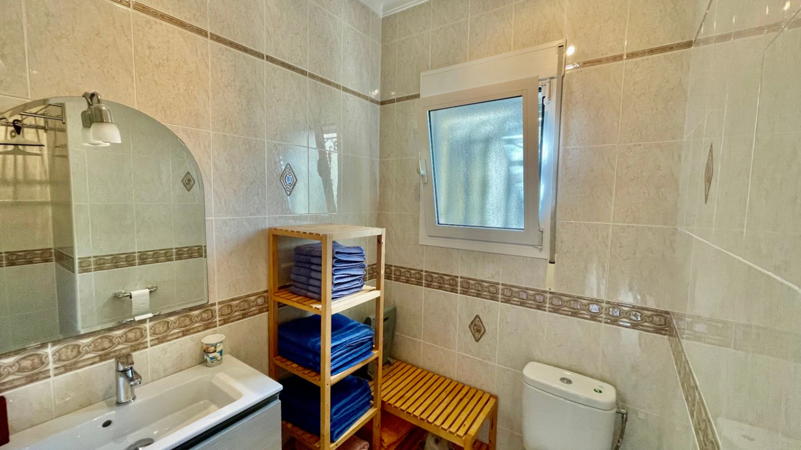 Villa for sale in Orba: Luxury & elegant