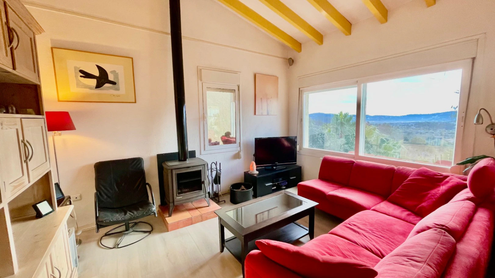 Villa for sale in Jalon: South-facing, separate guest apartment