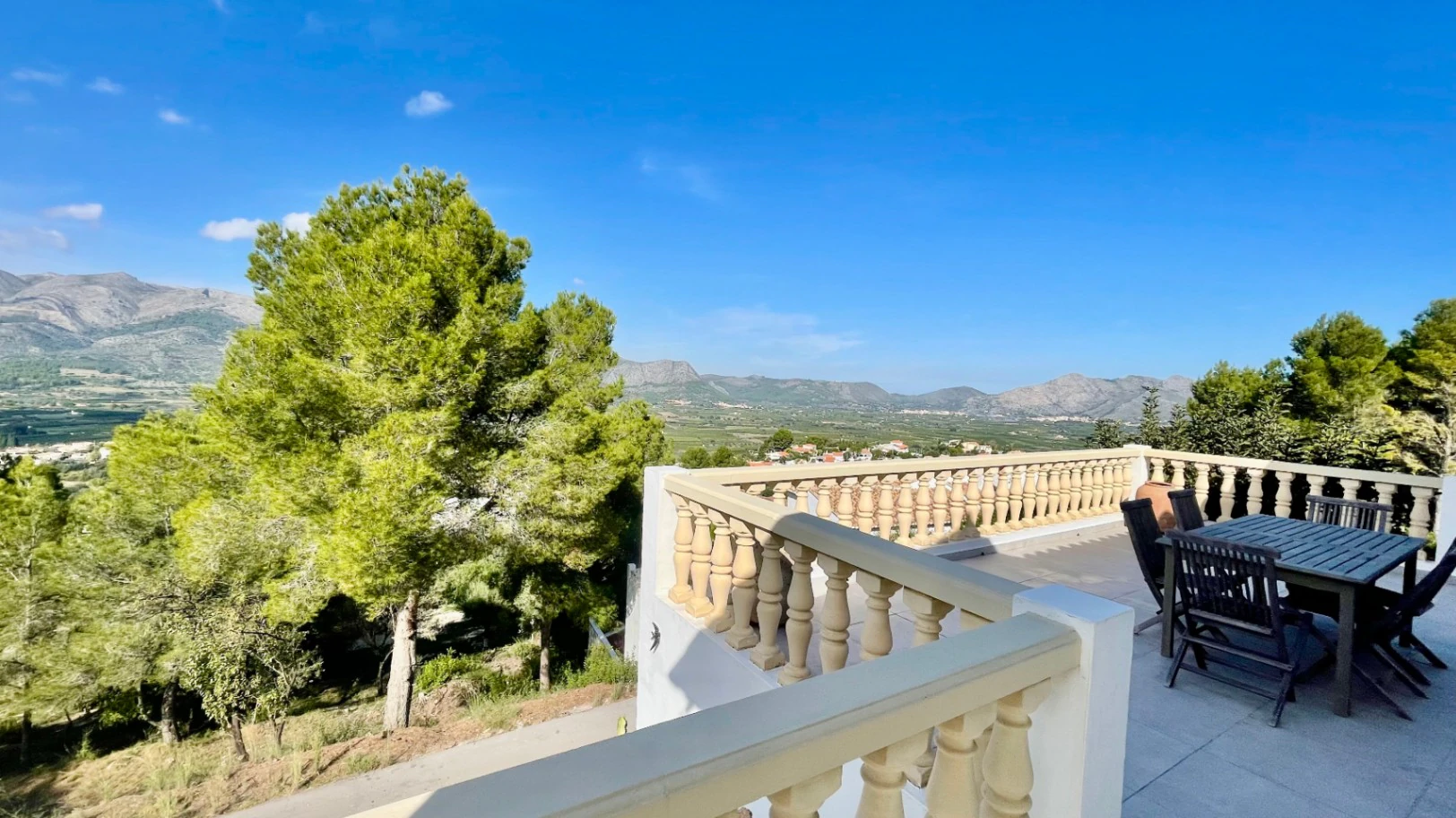 Villa for sale in Orba:  Contemporary, with breathtaking views