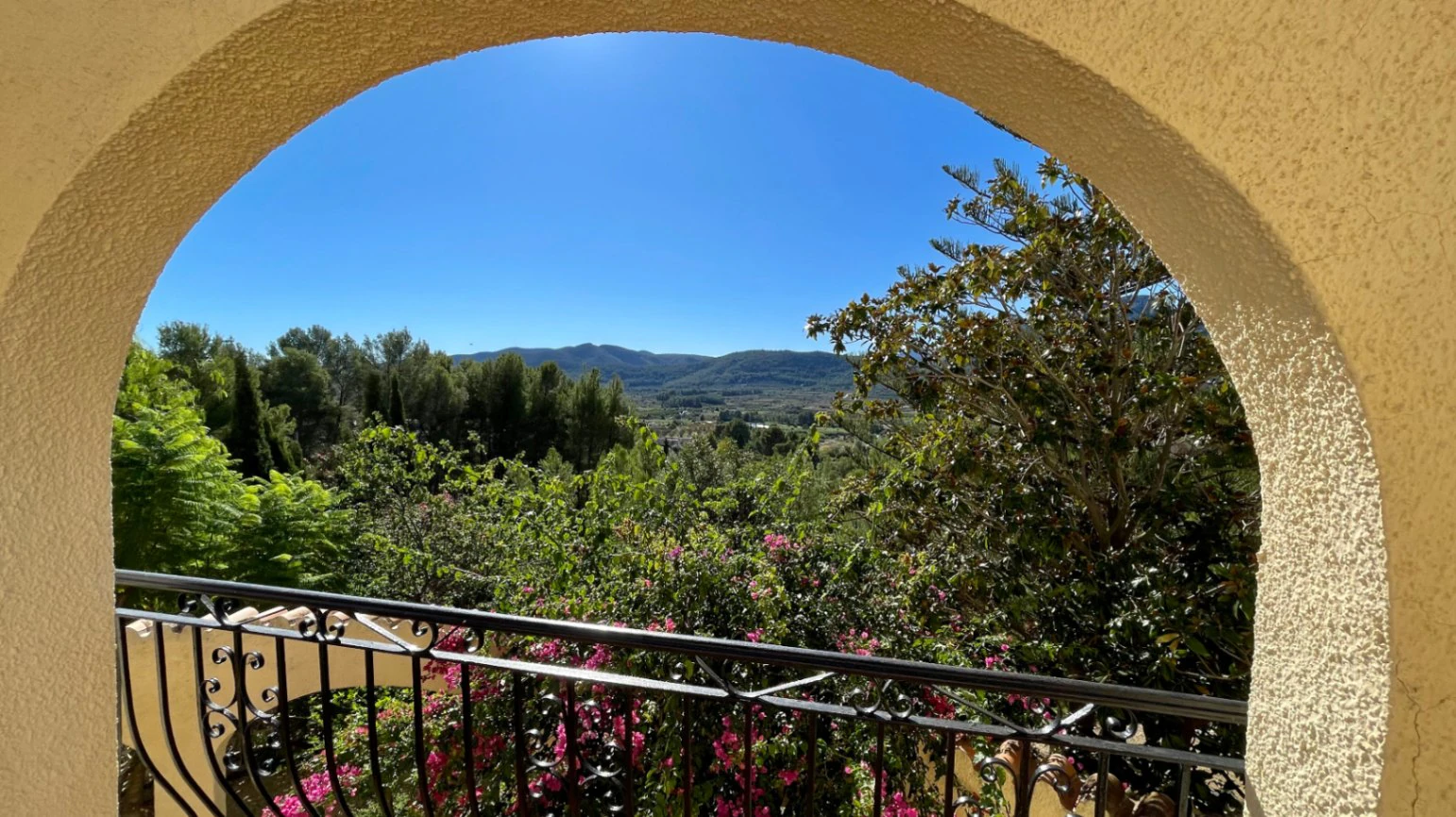Villa te koop in Alcalali: Prachtig met adembenemend uitzicht