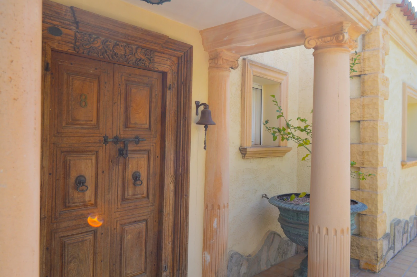 Villa for sale in Jalon: Unique, very private