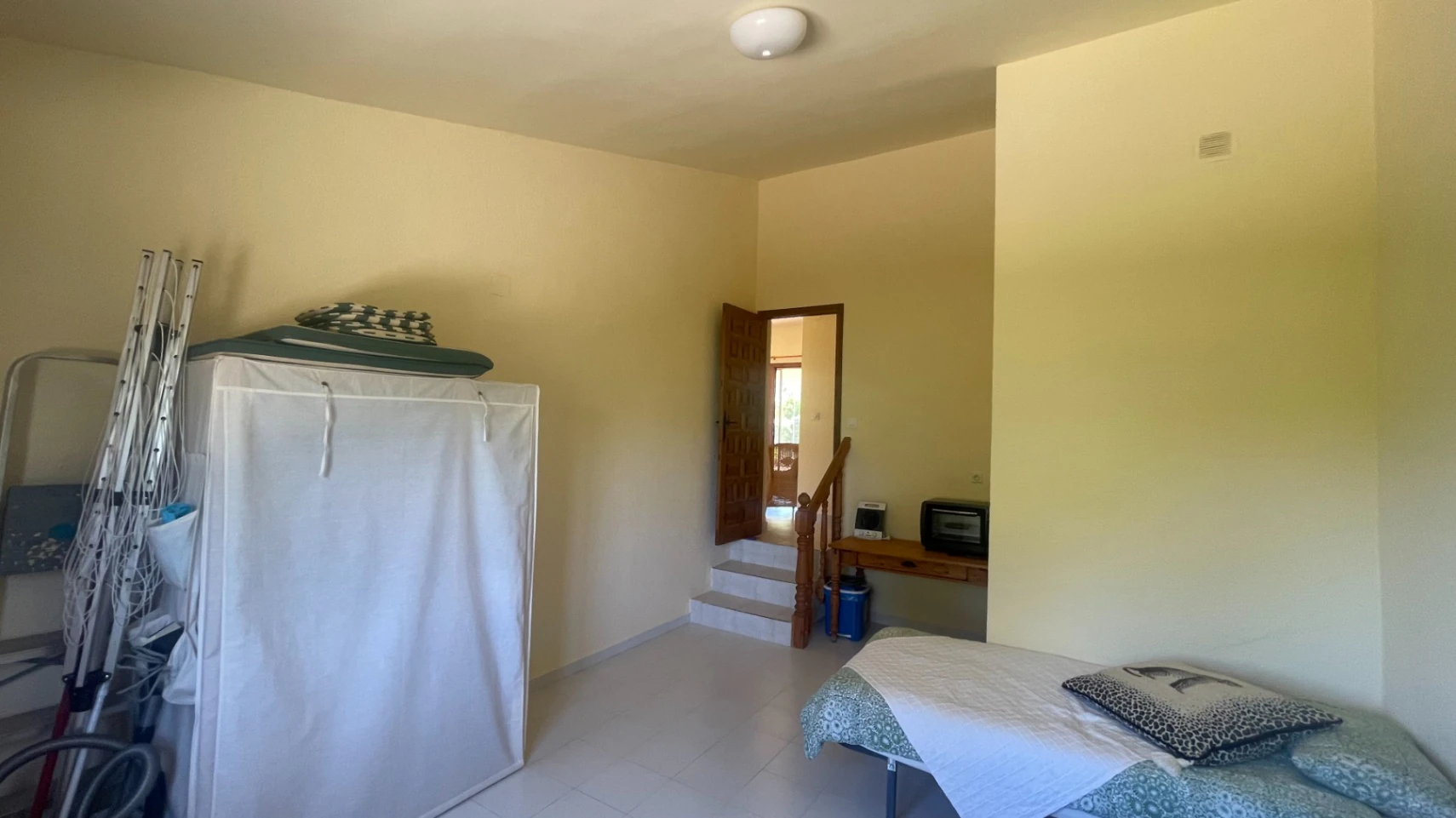 For sale in Parcent: Villa on a flat plot of 1346m2