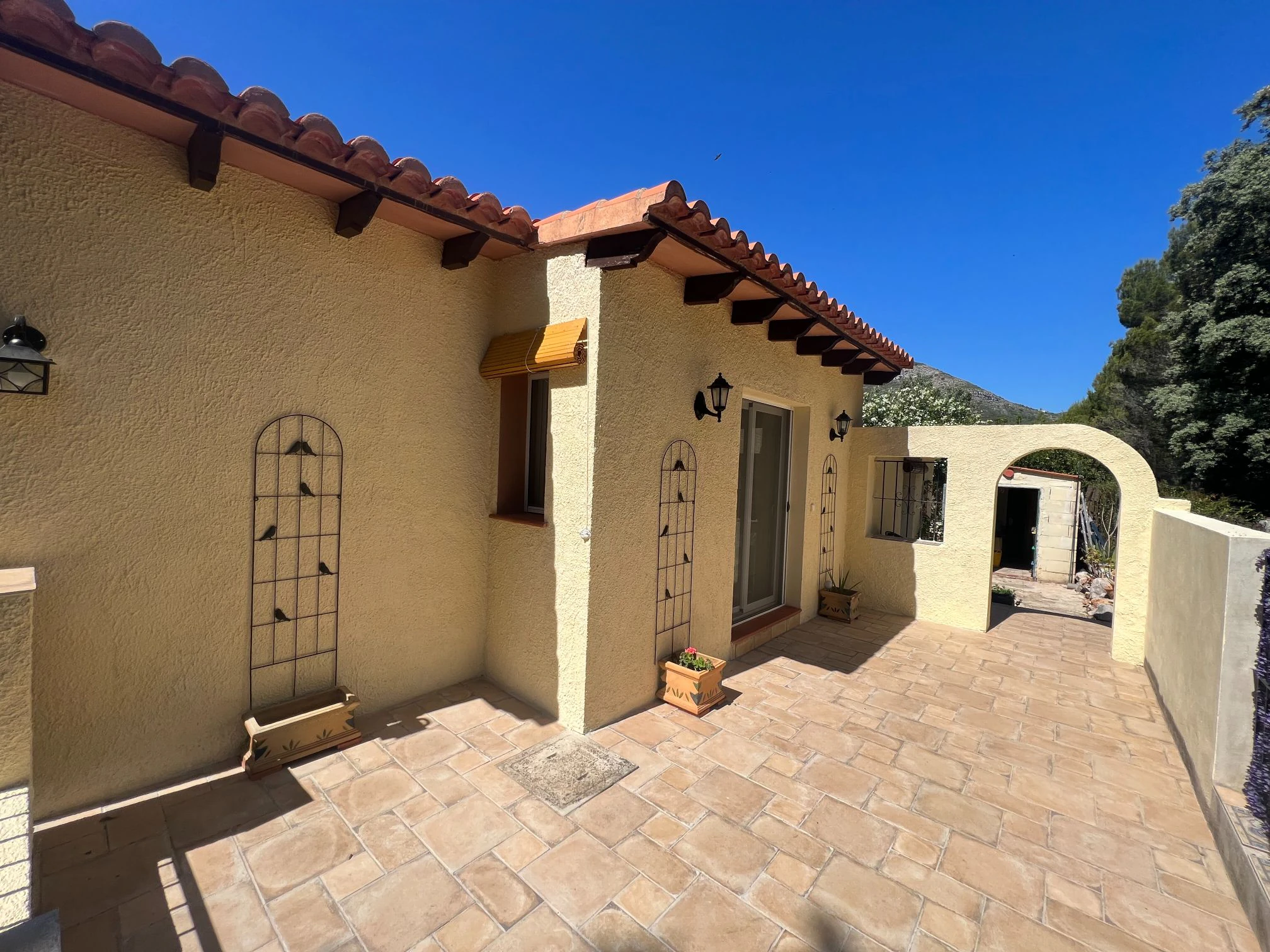 Private, tranquil, sought-after area