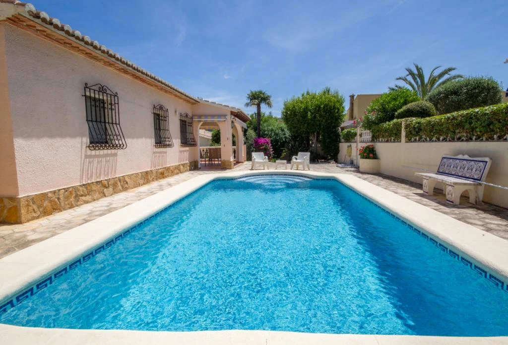 Wonderful villa very close to Orba
