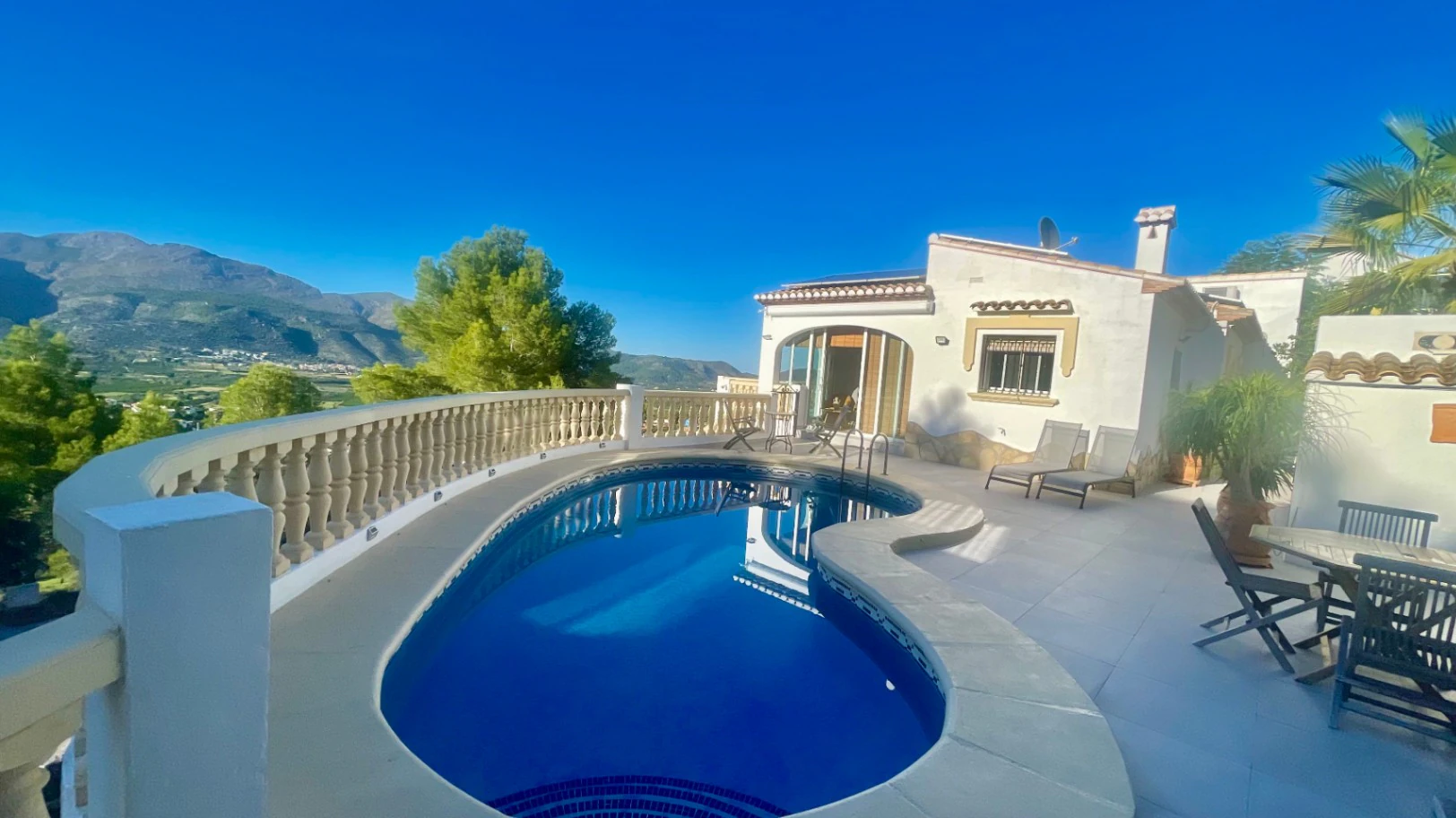Villa for sale in Orba:  Contemporary, with breathtaking views