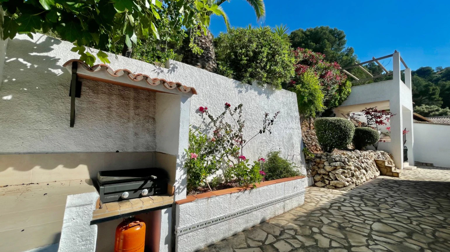 Villa te koop in Alcalali: Prachtig uitzicht op het zuiden