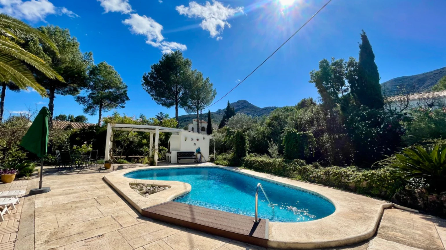 Villa for sale in Parcent: Charming, sought-after area