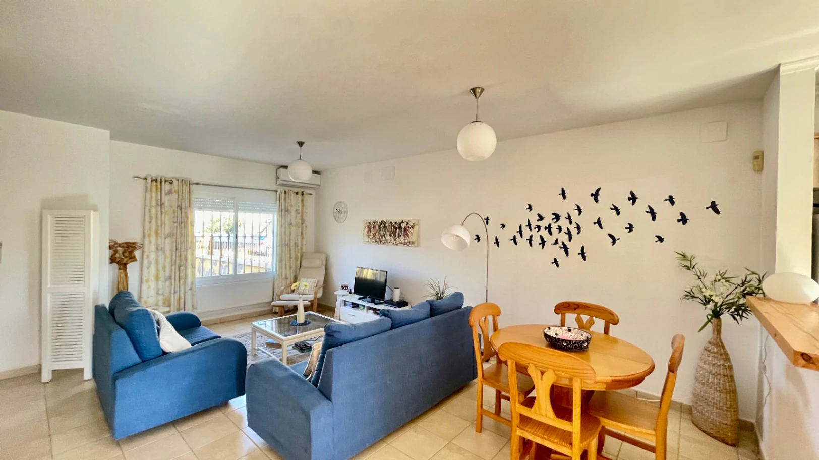 Townhouse for sale in Alcalali: Modern & spacious