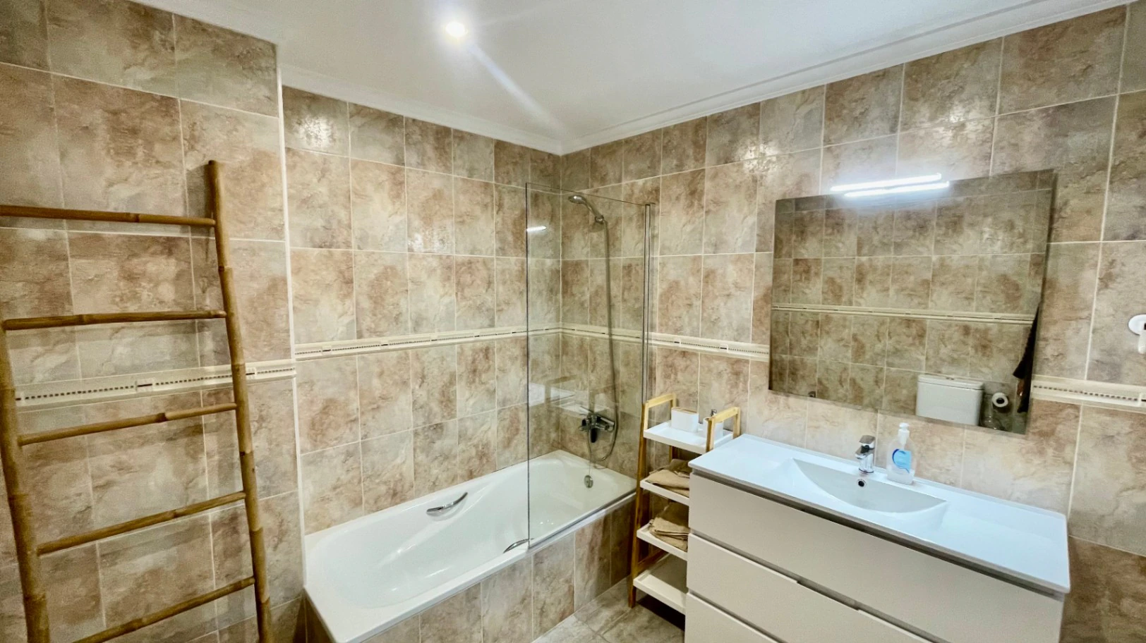 Modern townhouse for sale in Murla: Luxury, contemporary